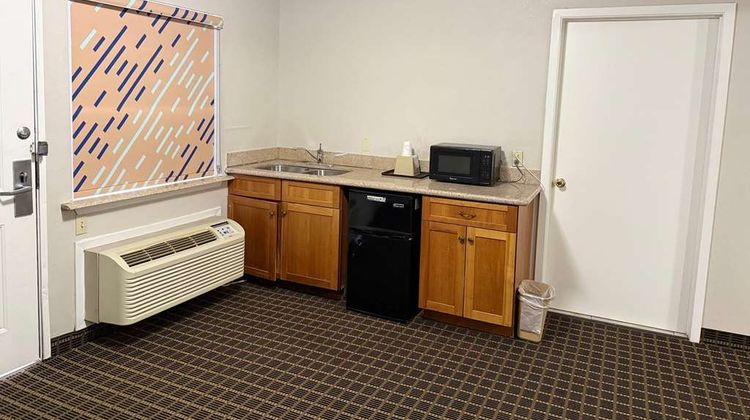 Days Inn San Antonio I-35 North Room