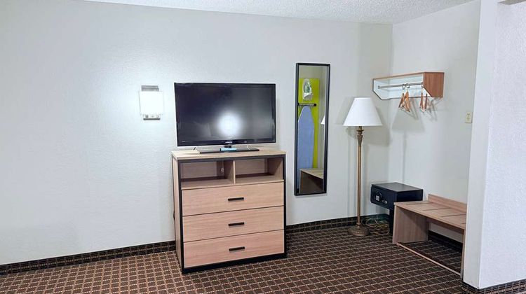 Days Inn San Antonio I-35 North Room