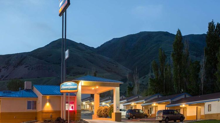 Howard Johnson Inn Brigham City Exterior