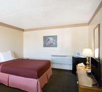 Howard Johnson Inn Brigham City Room