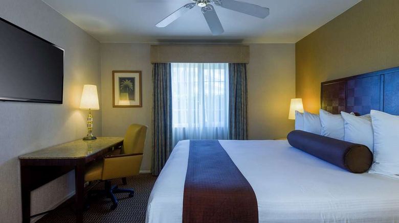 <b>Ramada Costa Mesa/Newport Beach Suite</b>. Images powered by <a href="https://iceportal.shijigroup.com/" title="IcePortal" target="_blank">IcePortal</a>.