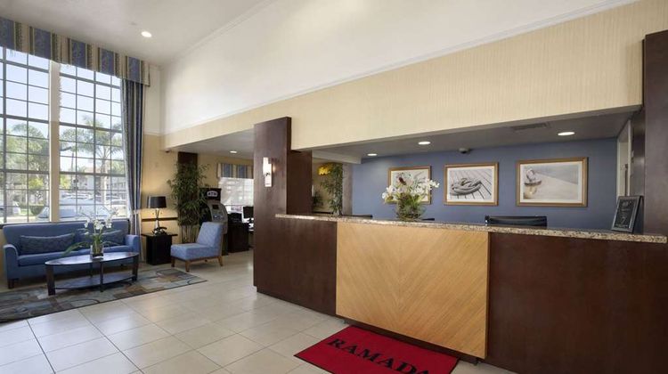Ramada Costa Mesa/Newport Beach Lobby