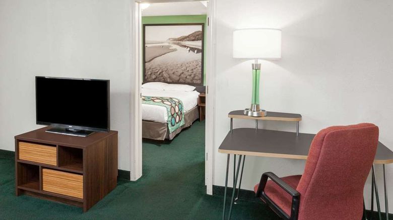 <b>Super 8 Stevensville Suite</b>. Images powered by <a href="https://iceportal.shijigroup.com/" title="IcePortal" target="_blank">IcePortal</a>.
