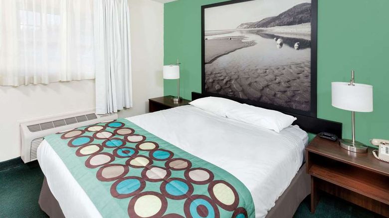 <b>Super 8 Stevensville Suite</b>. Images powered by <a href="https://iceportal.shijigroup.com/" title="IcePortal" target="_blank">IcePortal</a>.