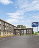 Baymont Inn & Suites Jefferson City