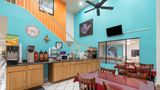 Howard Johnson Holbrook Lobby