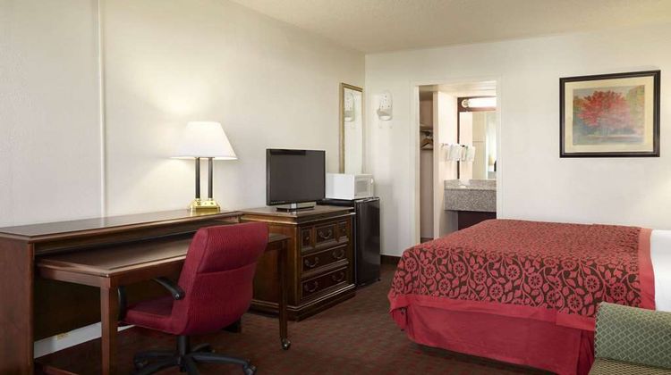 Days Inn Santa Fe Room