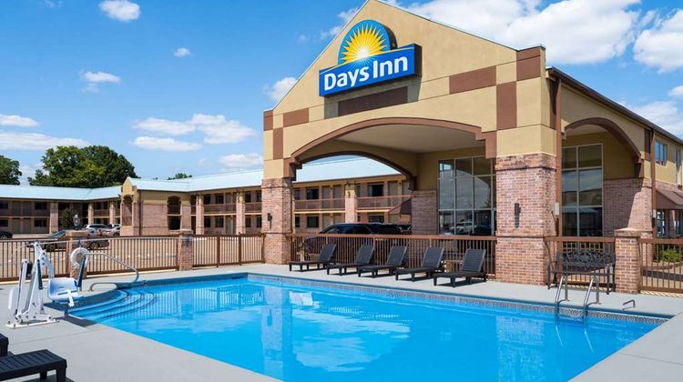 Days Inn Conway Pool
