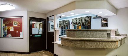 Ramada Sioux Falls Lobby