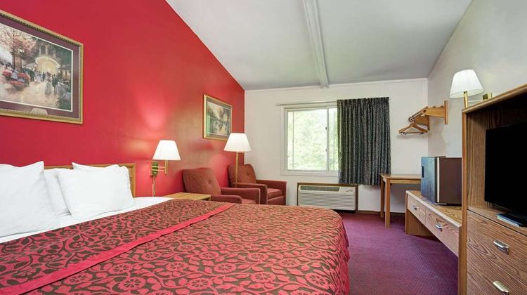 Travelodge by Wyndham Red Wing Room