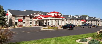 Ramada Wisconsin Dells Exterior