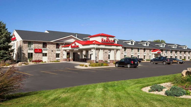 <b>Ramada Wisconsin Dells Exterior</b>. Images powered by <a href="https://iceportal.shijigroup.com/" title="IcePortal" target="_blank">IcePortal</a>.