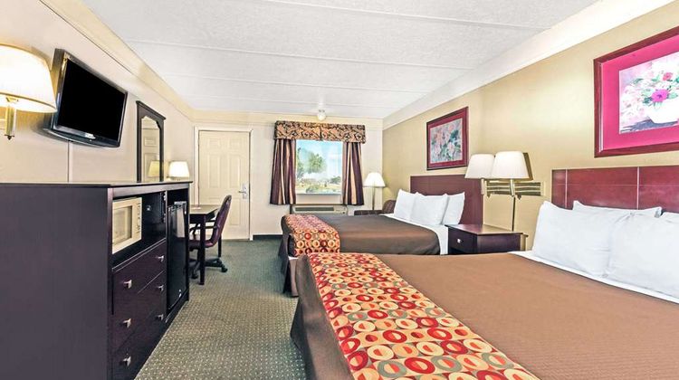 Days Inn Gainesville Room