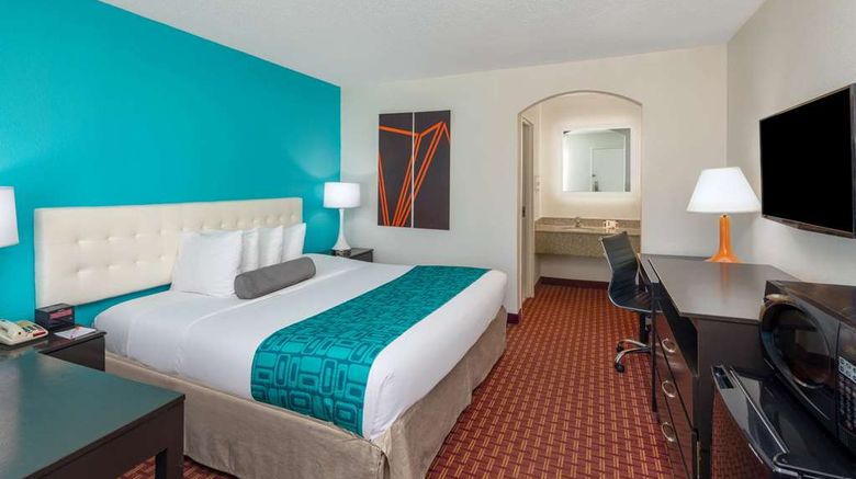 <b>Howard Johnson Inn Rock Hill Room</b>. Images powered by <a href="https://iceportal.shijigroup.com/" title="IcePortal" target="_blank">IcePortal</a>.