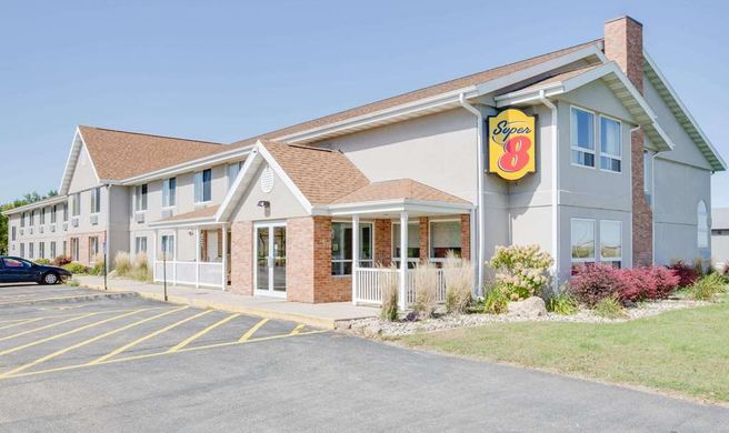 Super 8 Jackson Exterior