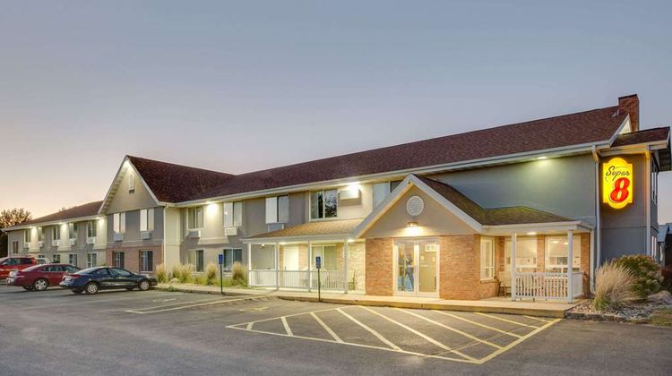 Super 8 Jackson Exterior