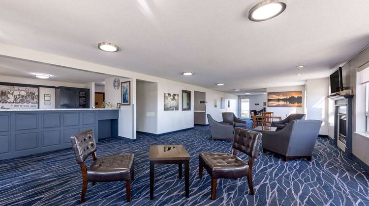 Super 8 Jackson Lobby
