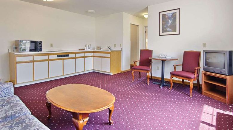 <b>Days Inn & Suites Lolo Suite</b>. Images powered by <a href="https://iceportal.shijigroup.com/" title="IcePortal" target="_blank">IcePortal</a>.
