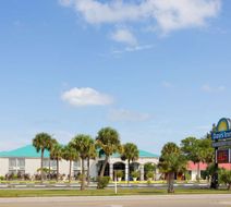 Days Inn by Wyndham Fort Pierce Midtown Exterior