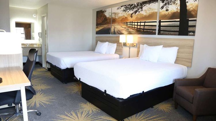 Days Inn Monroe Room