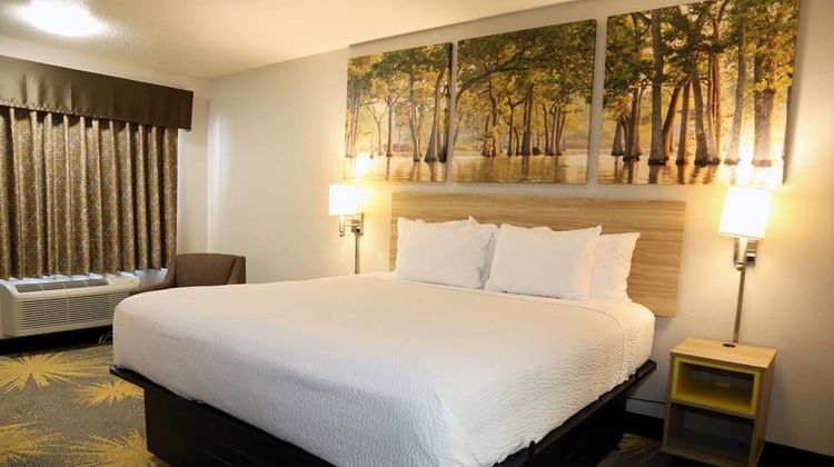 Days Inn Monroe Room
