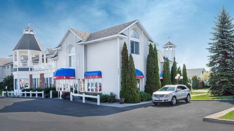 <b>Ramada Mackinaw City Waterfront Exterior</b>. Images powered by <a href="https://iceportal.shijigroup.com/" title="IcePortal" target="_blank">IcePortal</a>.