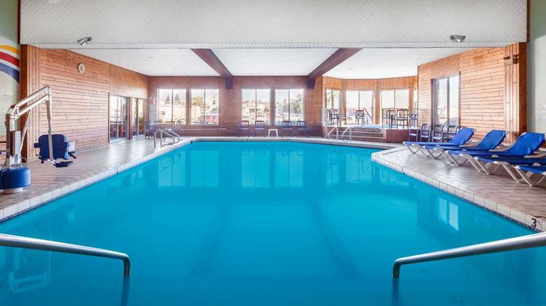 <b>Ramada Mackinaw City Waterfront Pool</b>. Images powered by <a href="https://iceportal.shijigroup.com/" title="IcePortal" target="_blank">IcePortal</a>.