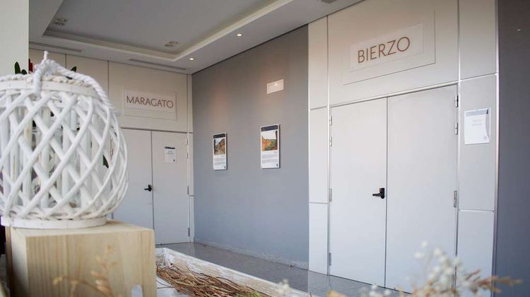 Hotel Zentral Leon Meeting