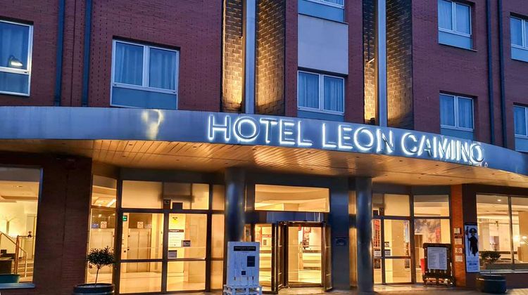 Hotel Zentral Leon Exterior