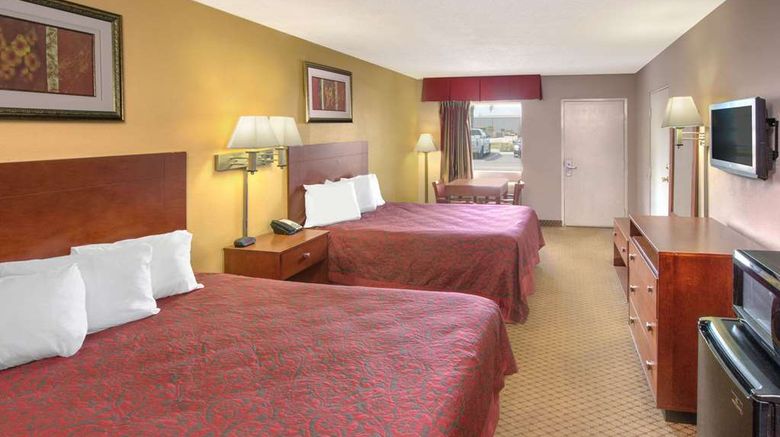 <b>Days Inn Gulfport Room</b>. Images powered by <a href="https://iceportal.shijigroup.com/" title="IcePortal" target="_blank">IcePortal</a>.