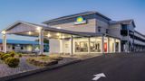 <b>Days Inn Greeneville Exterior</b>. Images powered by <a href="https://iceportal.shijigroup.com/" title="IcePortal" target="_blank">IcePortal</a>.