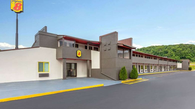 <b>Super 8 Bridgeport/Clarksburg Area Exterior</b>. Images powered by <a href="https://iceportal.shijigroup.com/" title="IcePortal" target="_blank">IcePortal</a>.