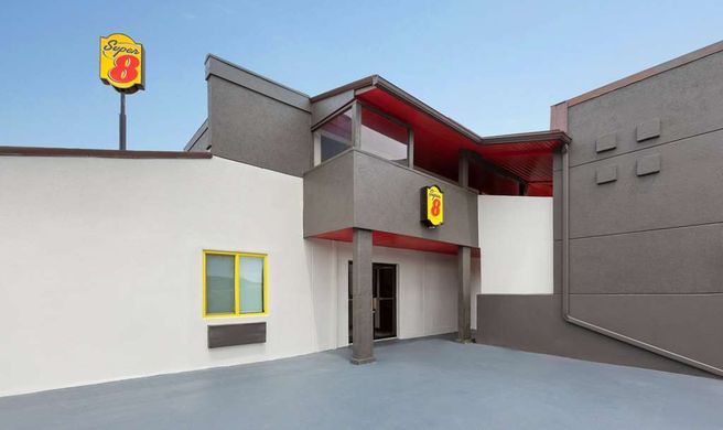 Super 8 Bridgeport/Clarksburg Area Exterior
