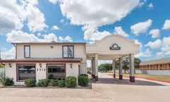 Days Inn Bryan College Station