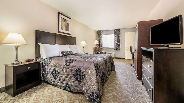 <b>Days Inn Bryan College Station Room</b>. Images powered by <a href="https://iceportal.shijigroup.com/" title="IcePortal" target="_blank">IcePortal</a>.
