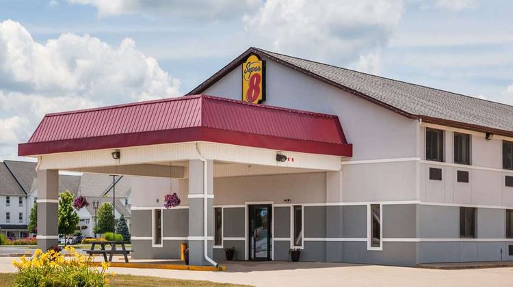 Super 8 Shipshewana Exterior