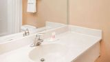 Super 8 Shipshewana Room