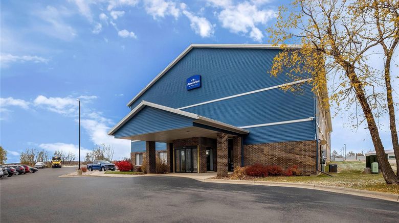 <b>AmericInn by Wyndham Columbus Exterior</b>. Images powered by <a href="https://iceportal.shijigroup.com/" title="IcePortal" target="_blank">IcePortal</a>.
