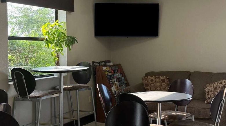 <b>Super 8 Monroe Lobby</b>. Images powered by <a href="https://iceportal.shijigroup.com/" title="IcePortal" target="_blank">IcePortal</a>.