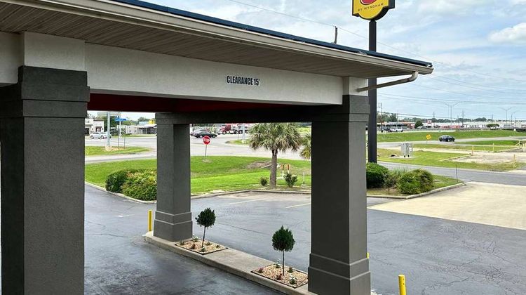 Super 8 Monroe Exterior