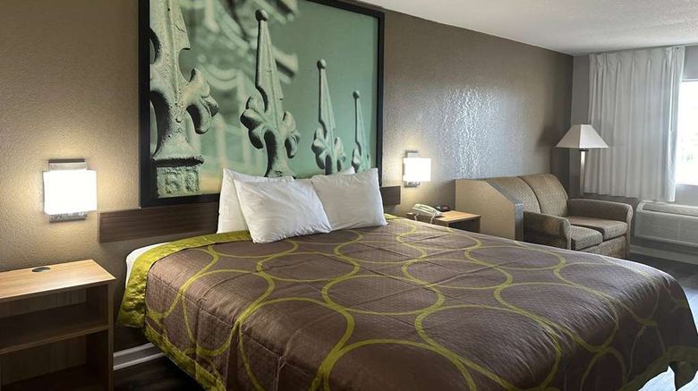 <b>Super 8 Monroe Room</b>. Images powered by <a href="https://iceportal.shijigroup.com/" title="IcePortal" target="_blank">IcePortal</a>.