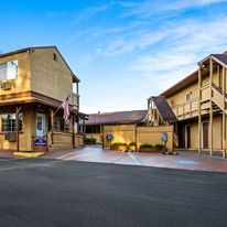 Howard Johnson by Wyndham Santa Cruz
