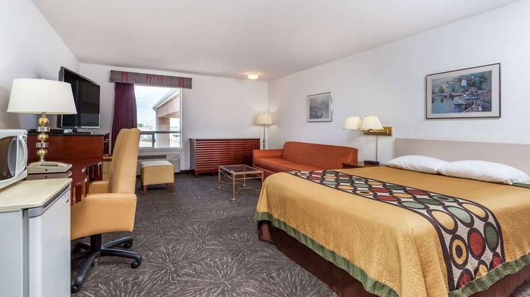 Days Inn by Wyndham Taber Room