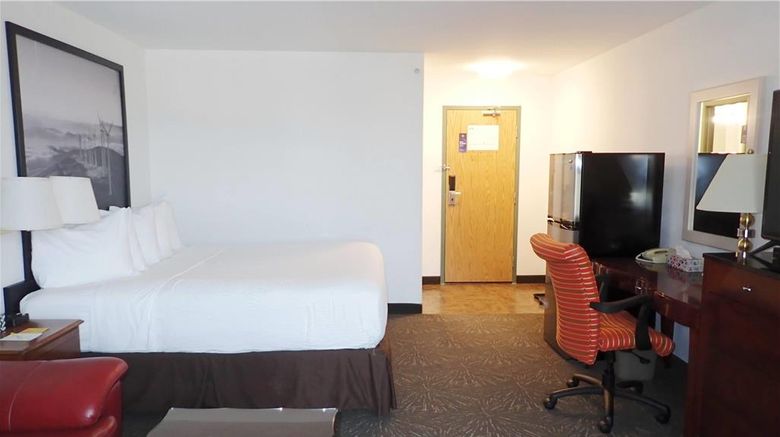 <b>Days Inn by Wyndham Taber Room</b>. Images powered by <a href="https://iceportal.shijigroup.com/" title="IcePortal" target="_blank">IcePortal</a>.