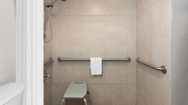 <b>Days Inn Wildwood I-75 Room</b>. Images powered by <a href="https://iceportal.shijigroup.com/" title="IcePortal" target="_blank">IcePortal</a>.