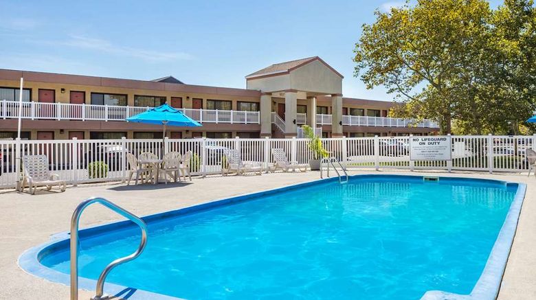 <b>Ramada West Atlantic City Pool</b>. Images powered by <a href="https://iceportal.shijigroup.com/" title="IcePortal" target="_blank">IcePortal</a>.
