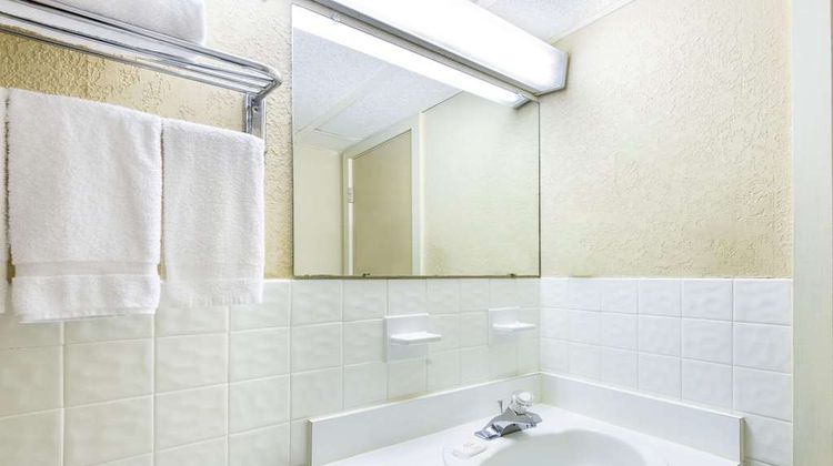 Ramada West Atlantic City Room