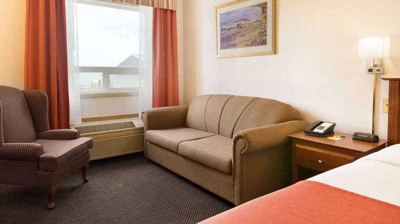 <b>Super 8 Drayton Valley Room</b>. Images powered by <a href="https://iceportal.shijigroup.com/" title="IcePortal" target="_blank">IcePortal</a>.