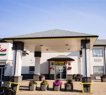 Super 8 Drayton Valley Exterior