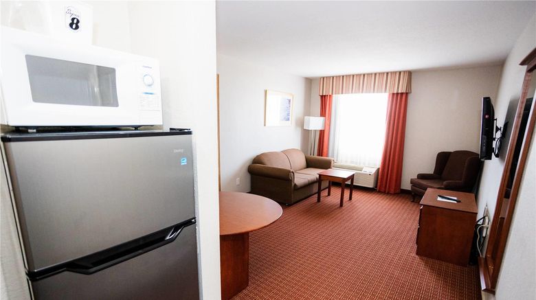 <b>Super 8 Drayton Valley Suite</b>. Images powered by <a href="https://iceportal.shijigroup.com/" title="IcePortal" target="_blank">IcePortal</a>.